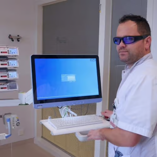 Scientific research shows Propeaq light glasses reduce adverse effects of night shift