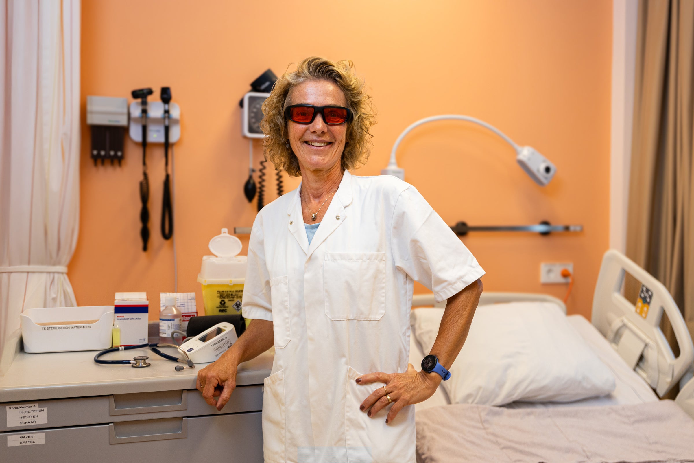 Orange lenses for Propeaq light glasses