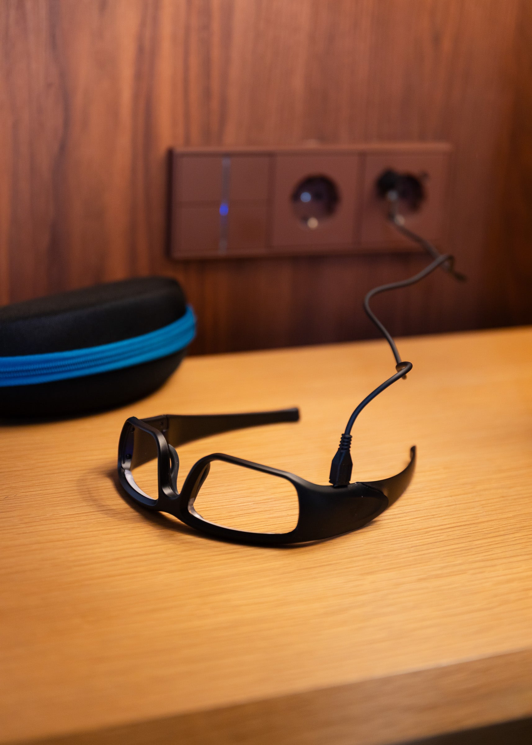 PROPEAQ 3 light glasses